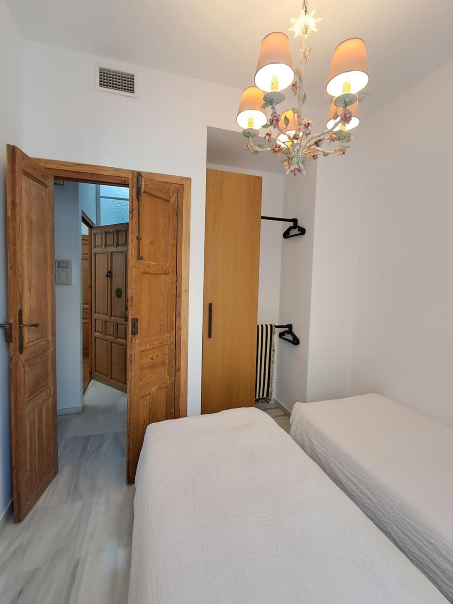 Apartamentos Almirante Hoyos Sevilla Exteriör bild
